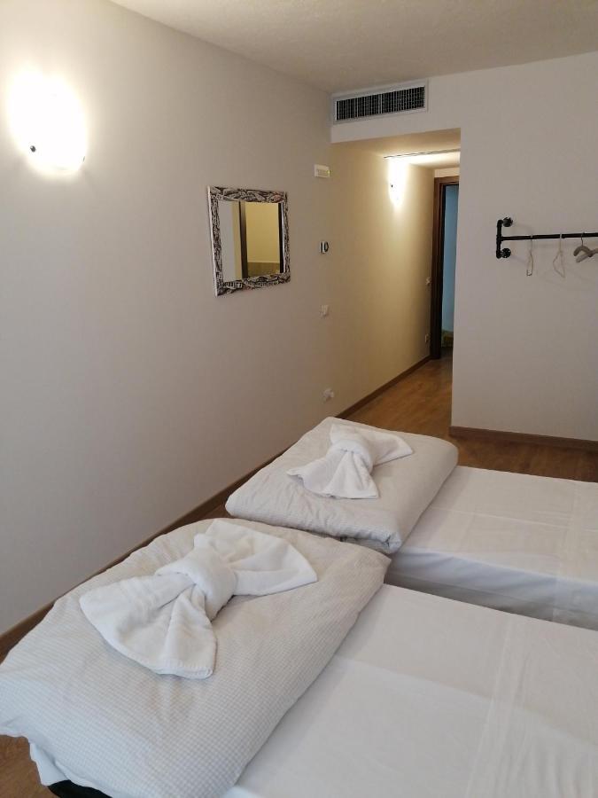 Ferrari Formula 1 Hotell Orio al Serio Eksteriør bilde