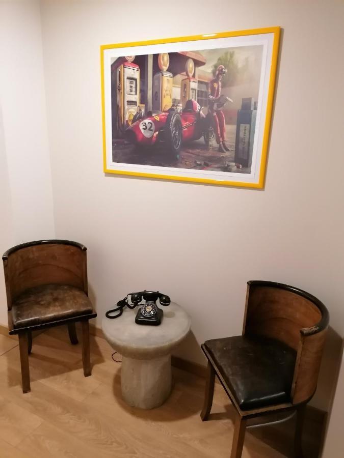 Ferrari Formula 1 Hotell Orio al Serio Eksteriør bilde